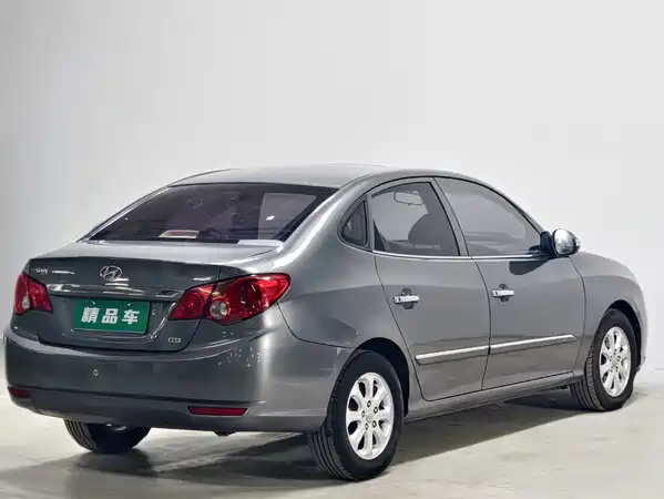 Hyundai Yuedong 2010