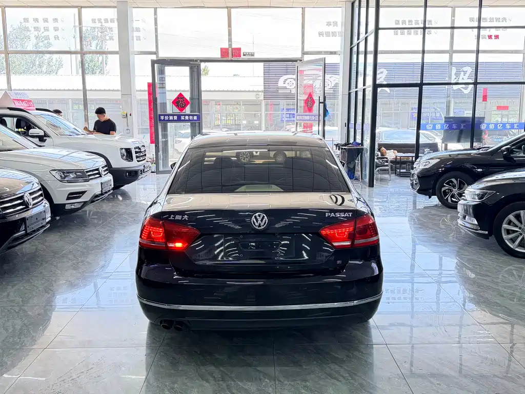 Volkswagen Passat 2015 — фото 10