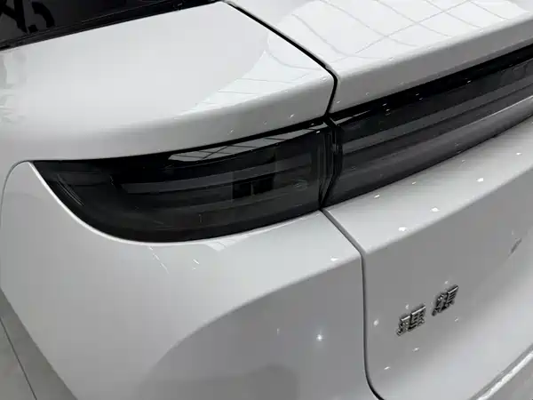Li Auto i6 2026