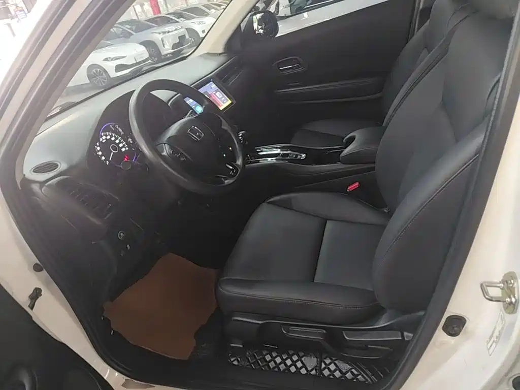 Honda Vezel 2016 — фото 15