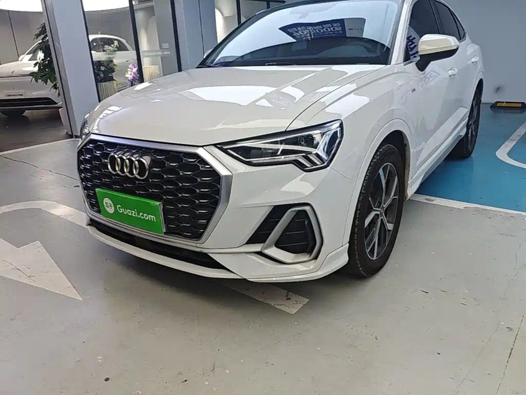 Audi Q3 Sportback 2021 — фото 24