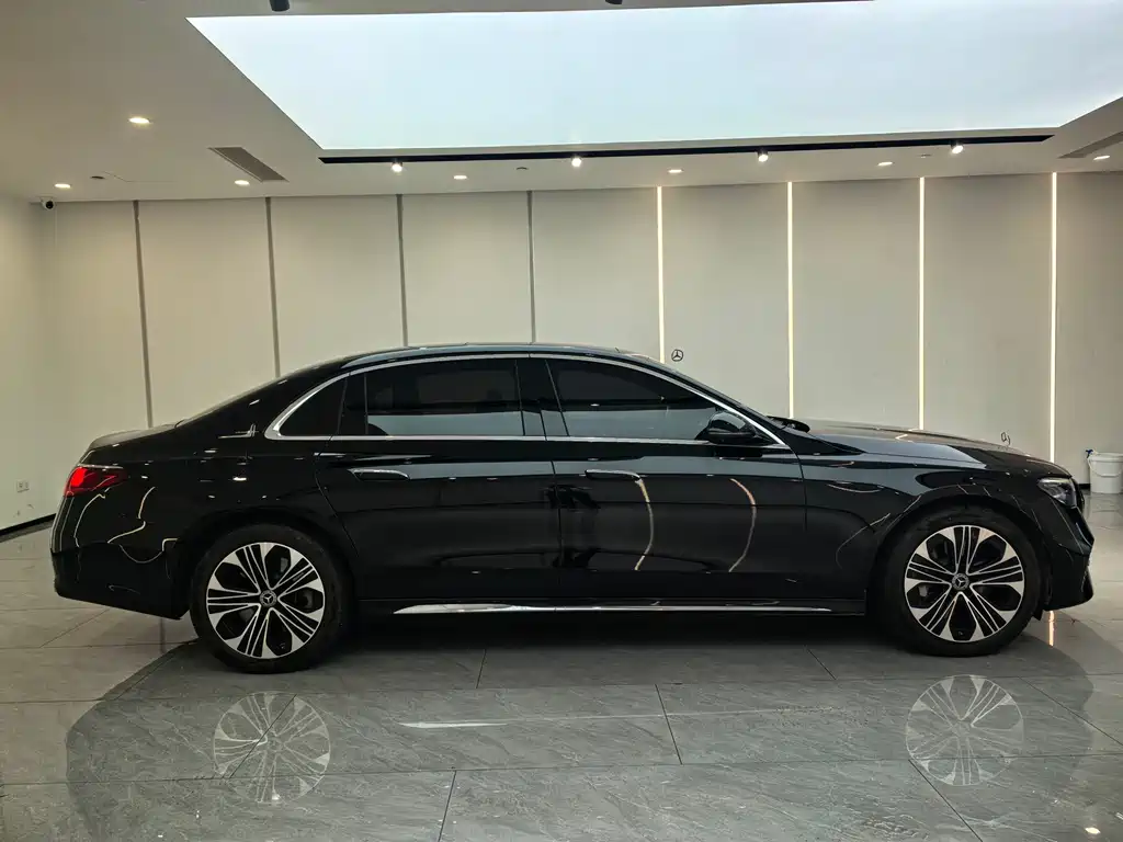 Mercedes-Benz E-Class New Energy 2025 — фото 4