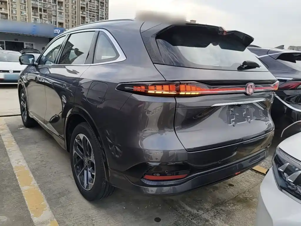 Changan CS75PLUS 2024 — фото 5