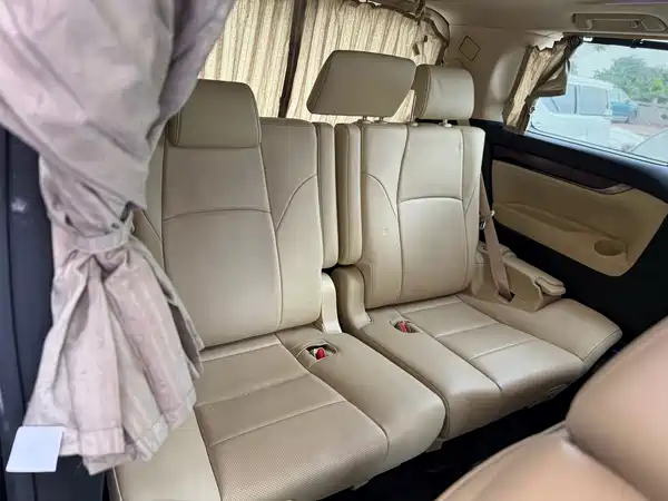 Toyota Alphard 2016