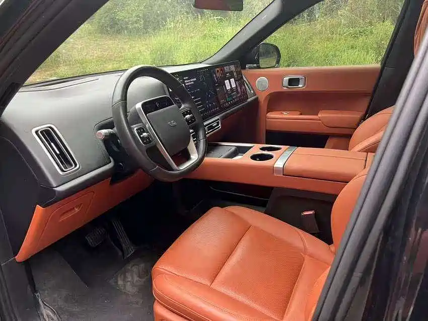 Li Auto Li L8 2024