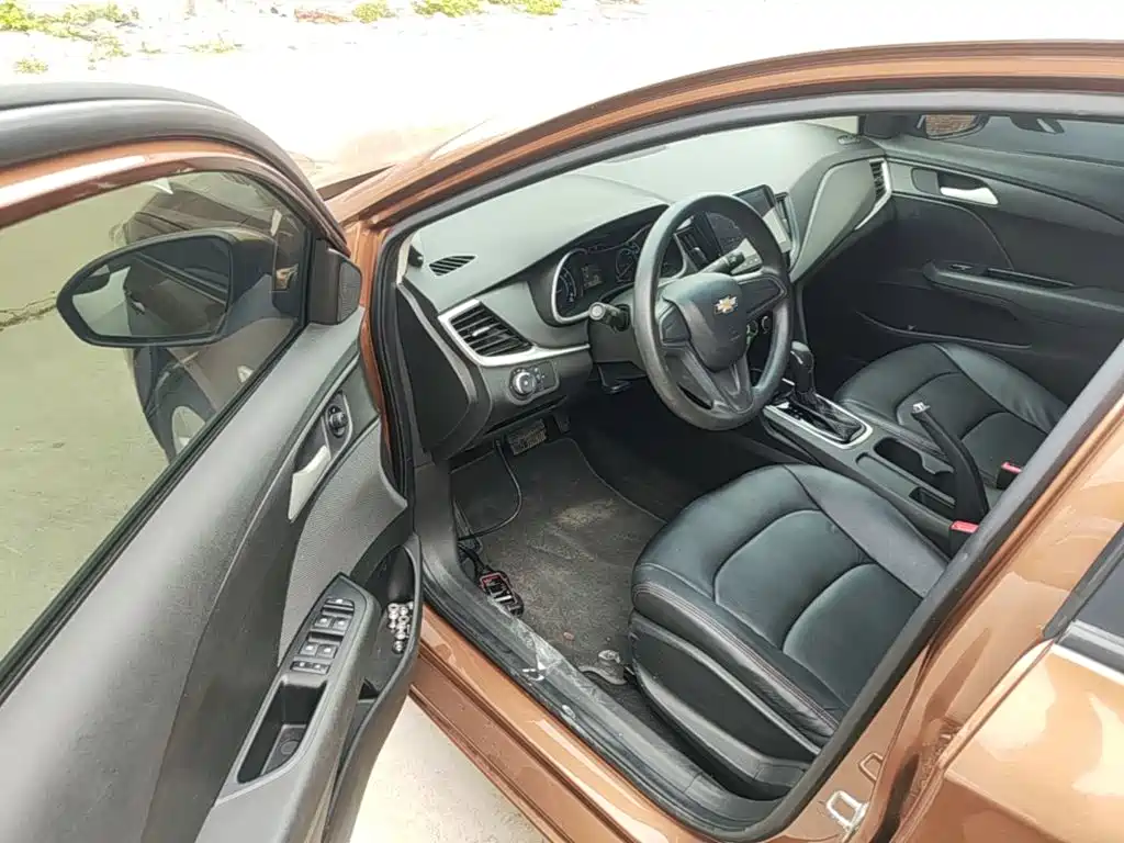 Chevrolet Cavalier 2016 — фото 13
