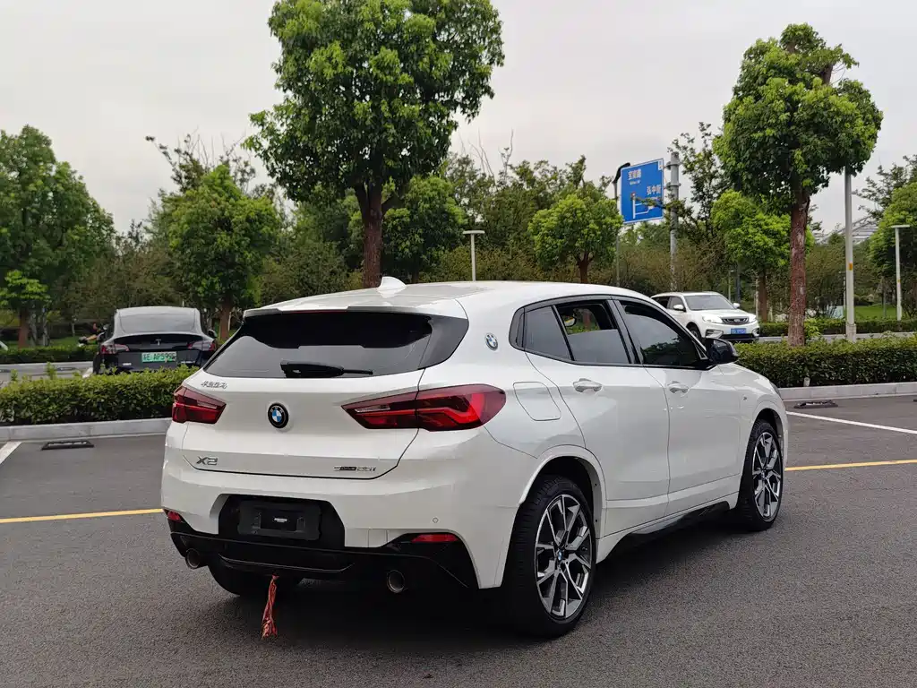 BMW X2 2022 — фото 15