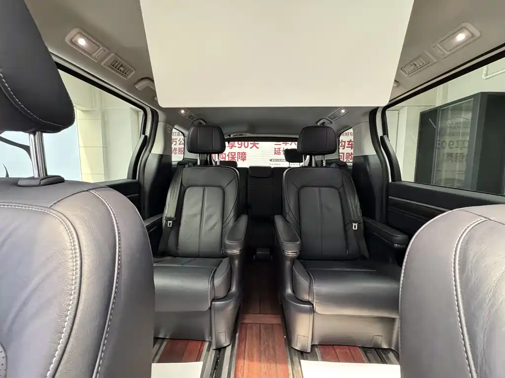 GAC Motor Trumpchi M8 2022 — фото 17
