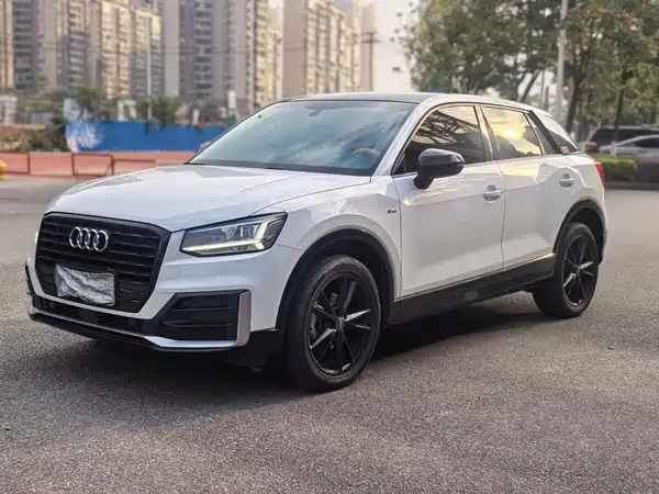 Audi Q2L 2021