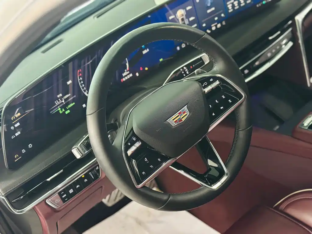 Cadillac CT6 2023 — фото 16
