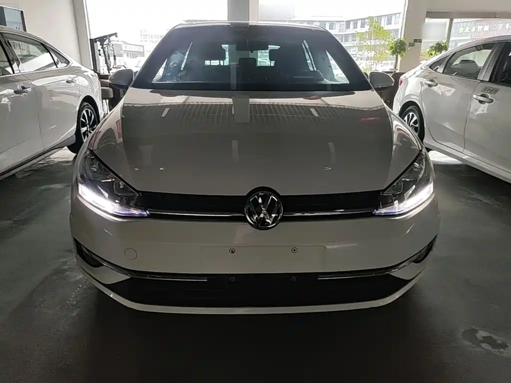Volkswagen Golf 2020