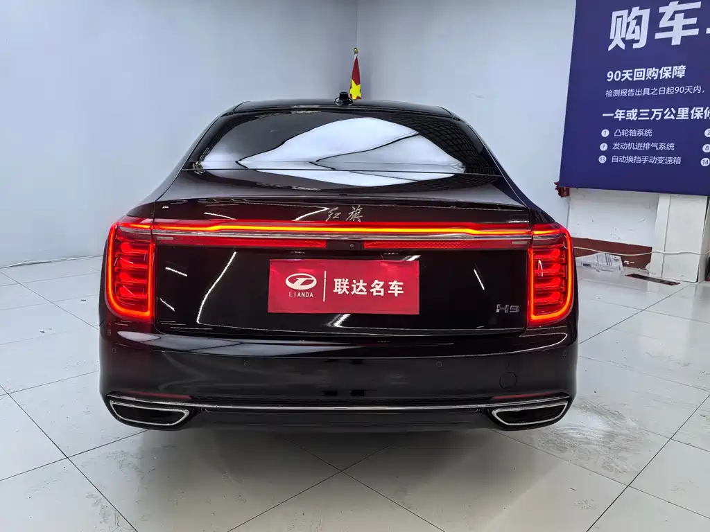 Hongqi H9 2022 — фото 23