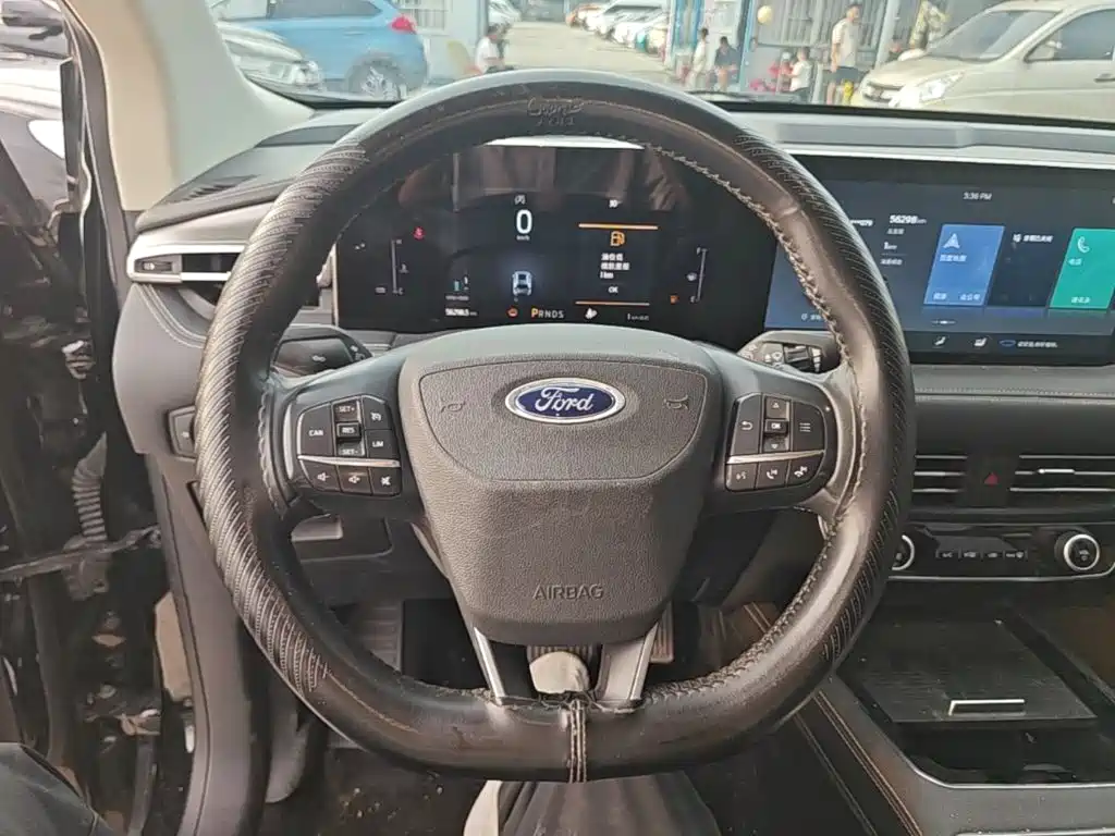 Ford Edge 2022 — фото 11