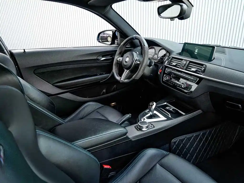 BMW M2 2019 — фото 15