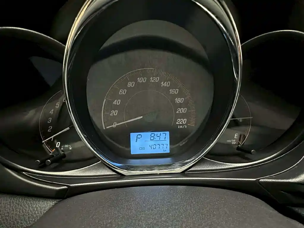 Toyota Yaris L 2020