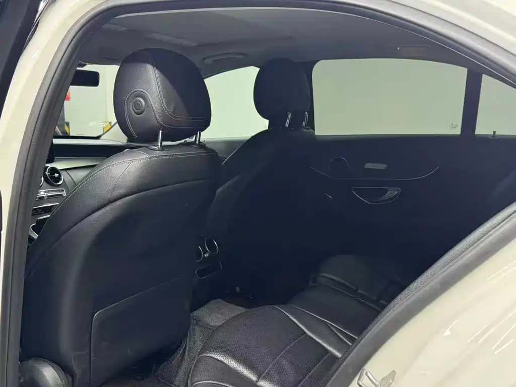 Mercedes-Benz C-Class 2018