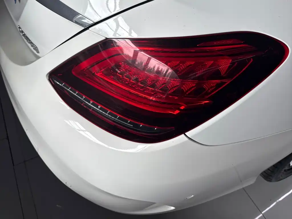 Mercedes-Benz C-Class 2018 — фото 11