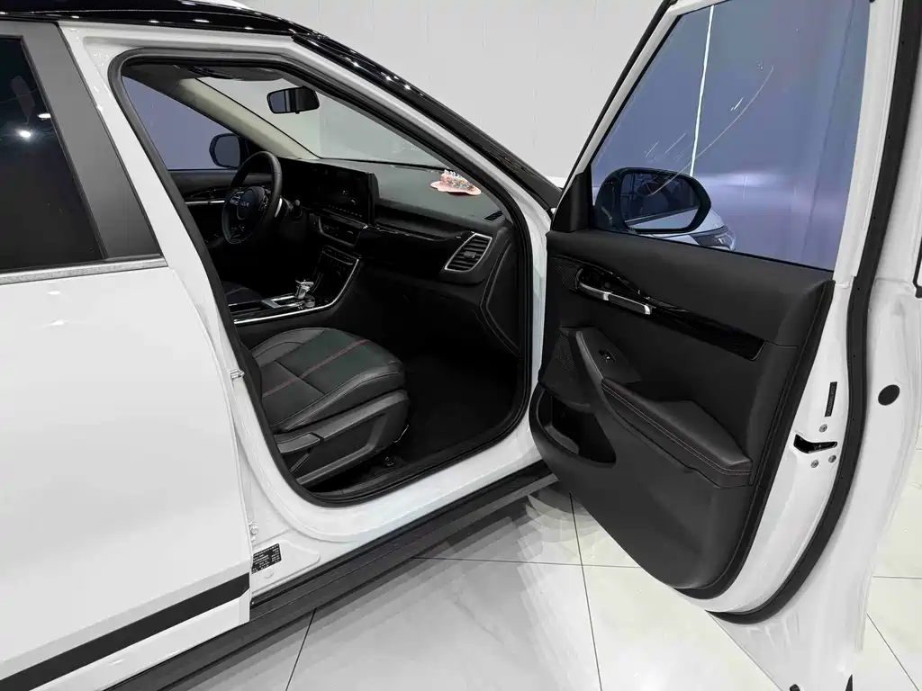 Kia KX3 2022 — фото 18