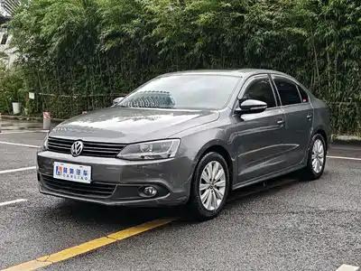 Volkswagen Sagitar 2014