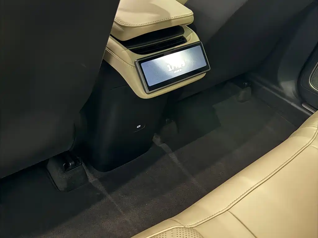 NIO ES6 2025