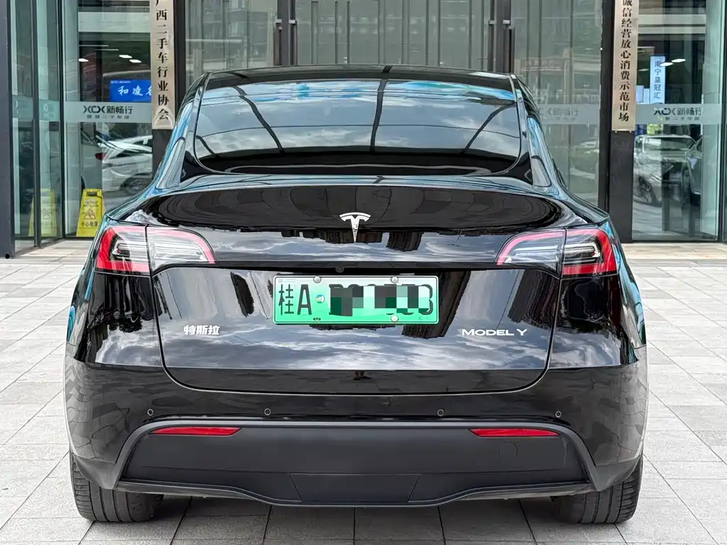 Tesla Model Y 2021 — фото 5