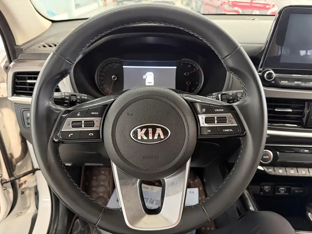 Kia Sportage 2019 — фото 10
