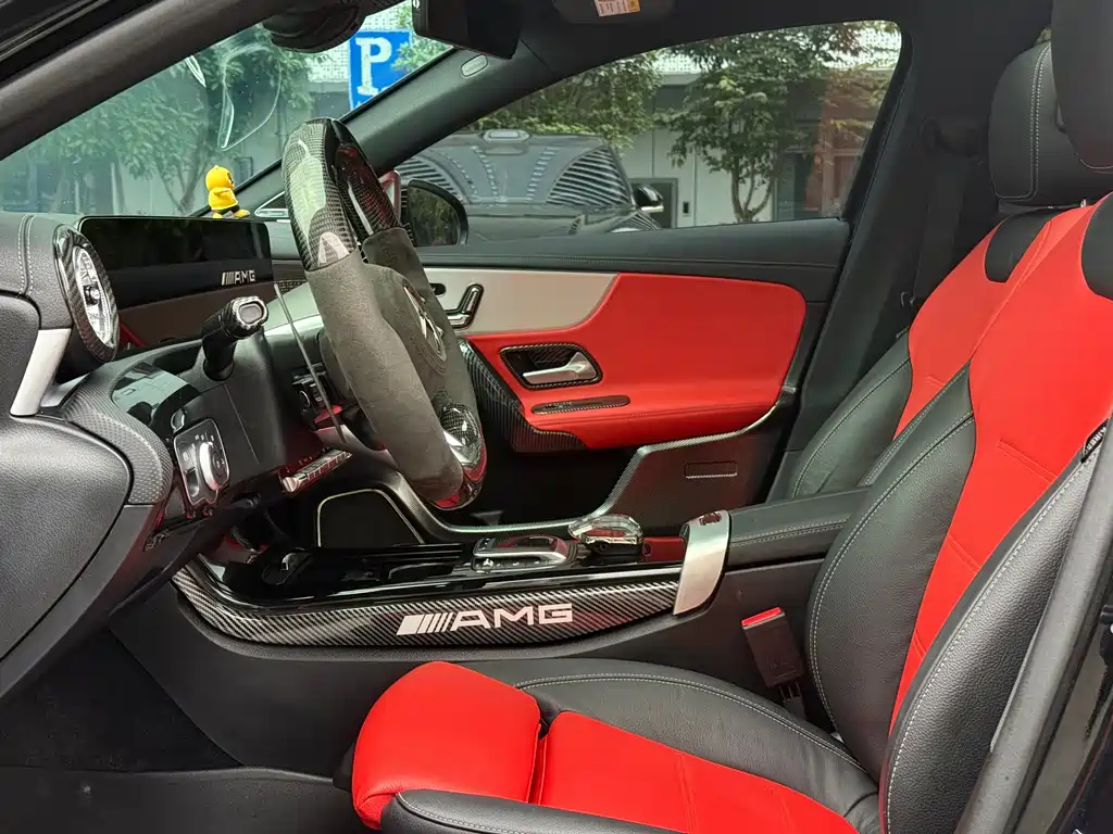 Mercedes-Benz A-Class AMG 2024 — фото 8