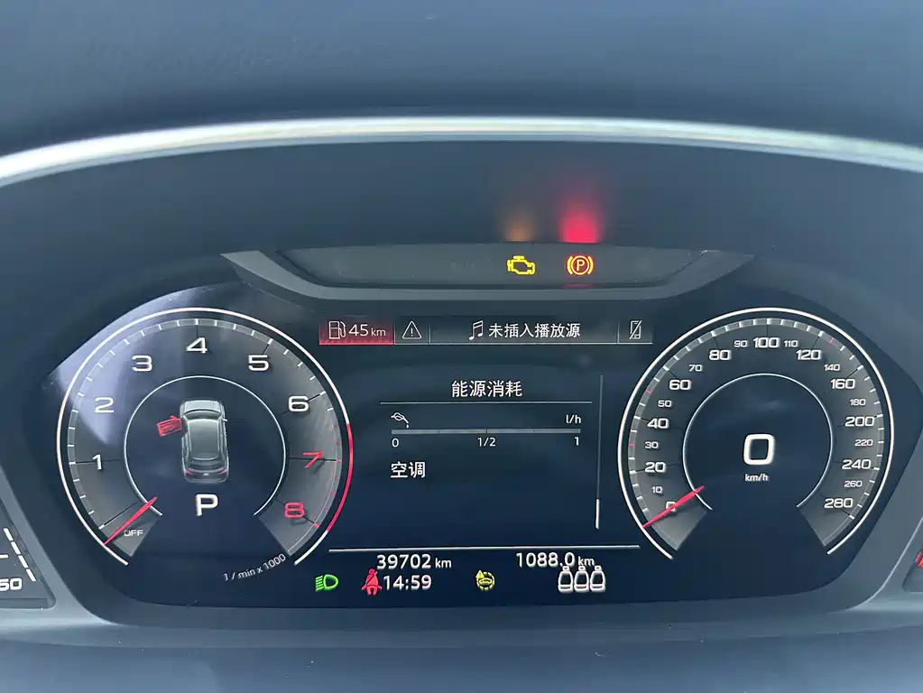 Audi Q3 2022 — фото 13