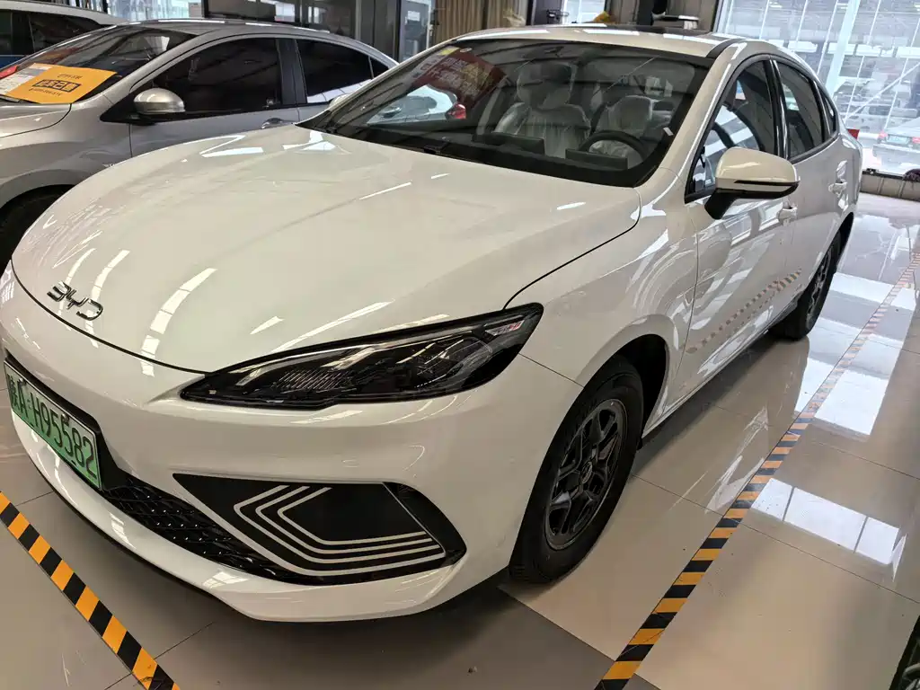 BYD Seal 05 DM-i 2026