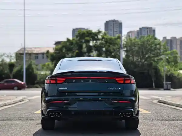 Geely Xingrui 2022