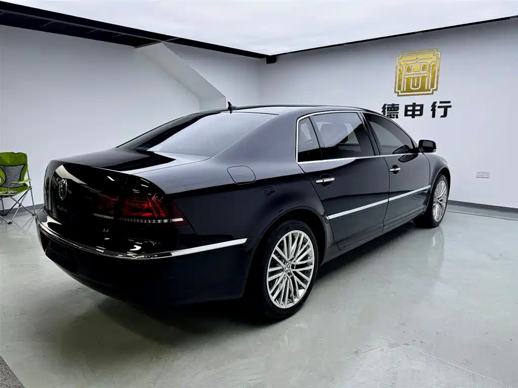 Volkswagen Phaeton 2016