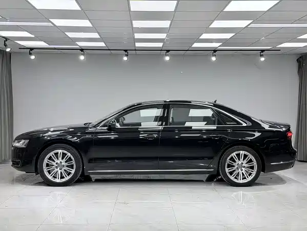 Audi A8 2015
