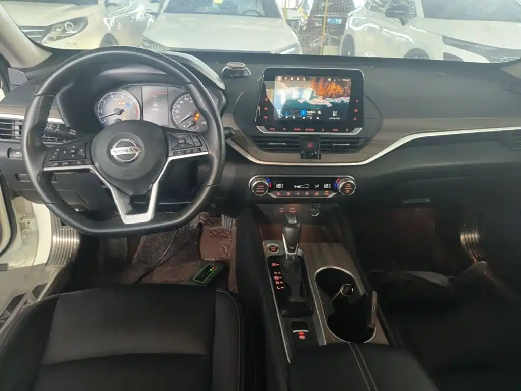 Nissan Teana 2021 — фото 10