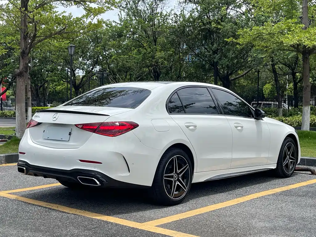 Mercedes-Benz C-Class 2023