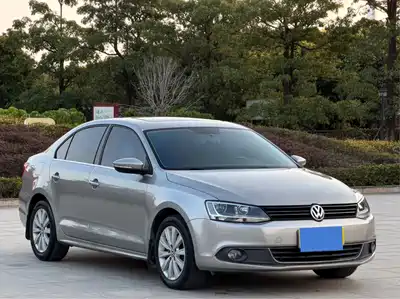 Volkswagen Sagitar 2014