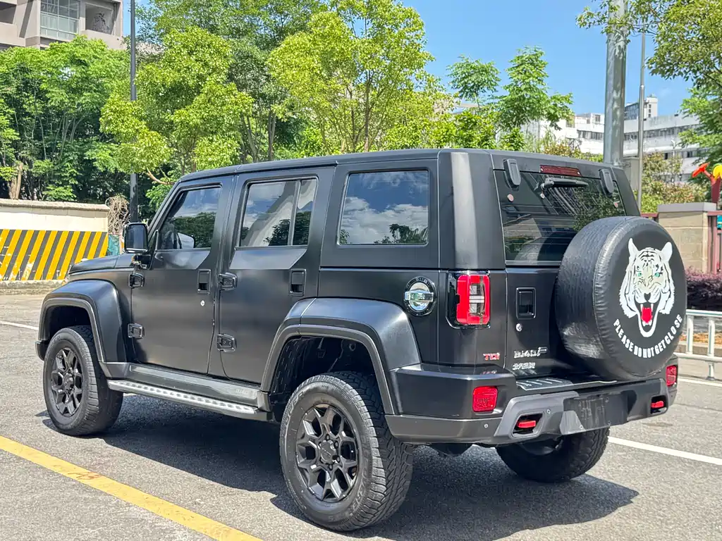 Beijing Off-Road BJ40 2023 — фото 12