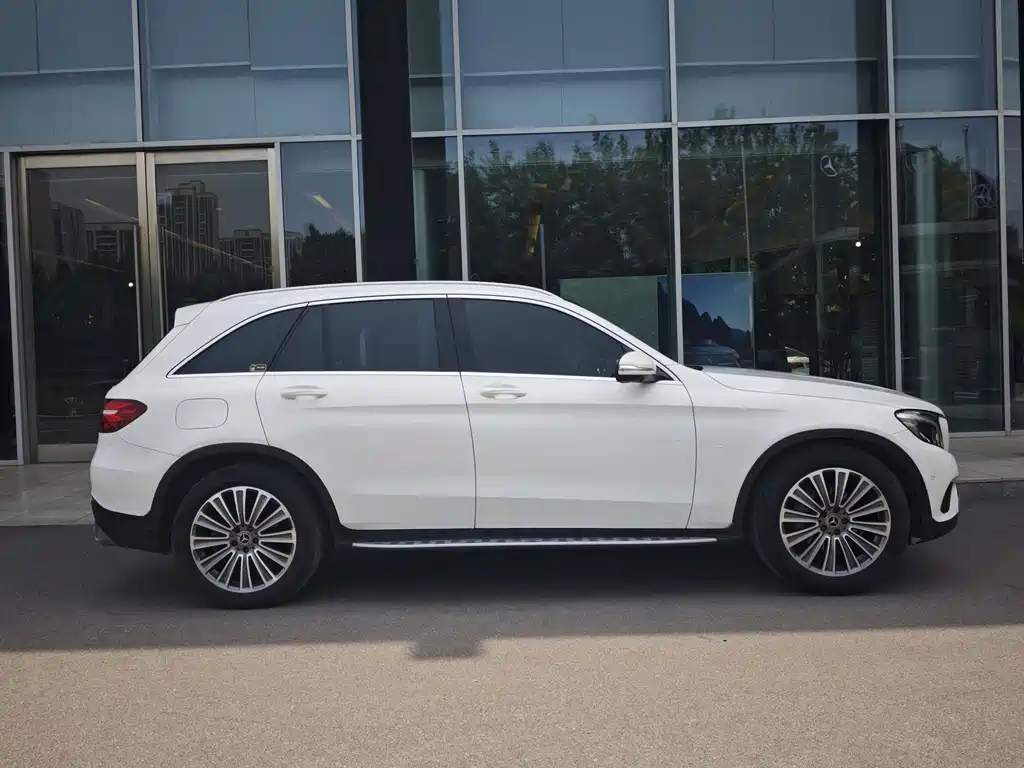 Mercedes-Benz GLC 2017 — фото 4