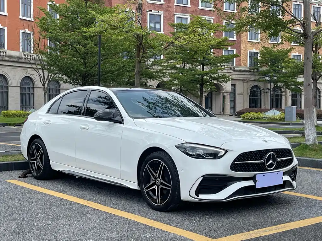 Mercedes-Benz C-Class 2023