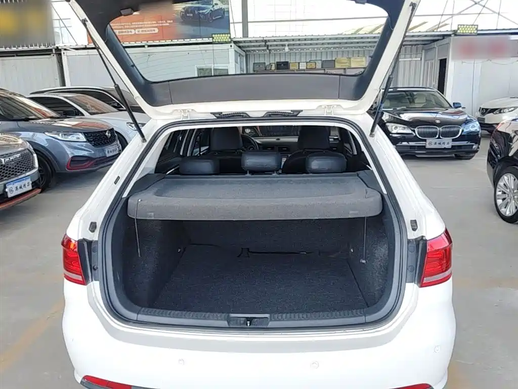 Volkswagen Gran Lavida 2015 — фото 19