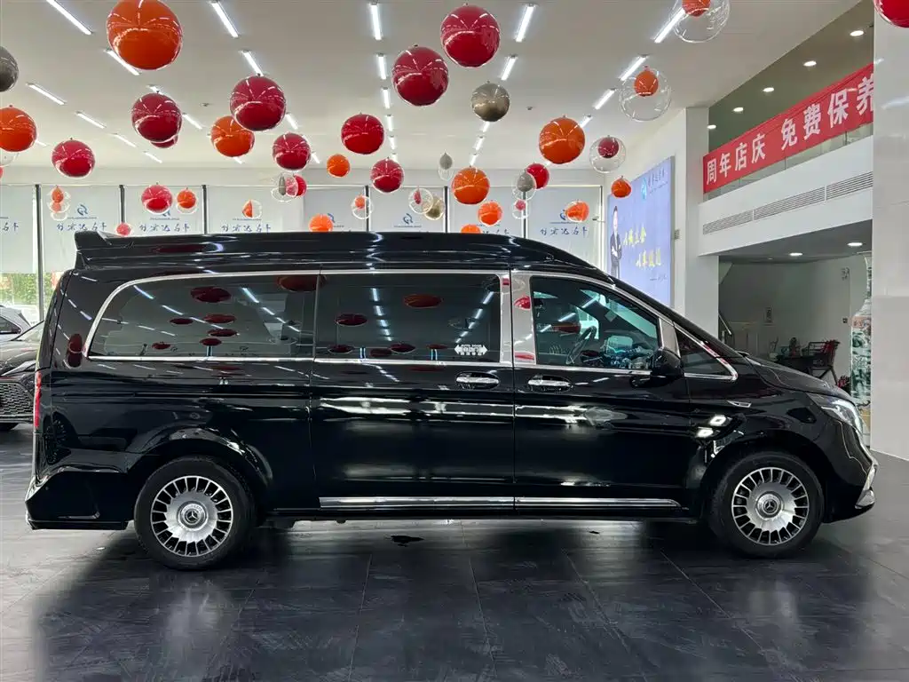 Mercedes-Benz Vito 2023 — фото 32