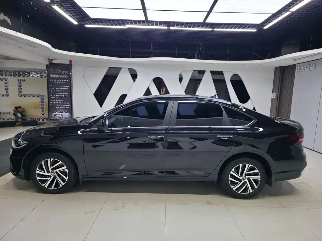 Volkswagen Lavida 2023