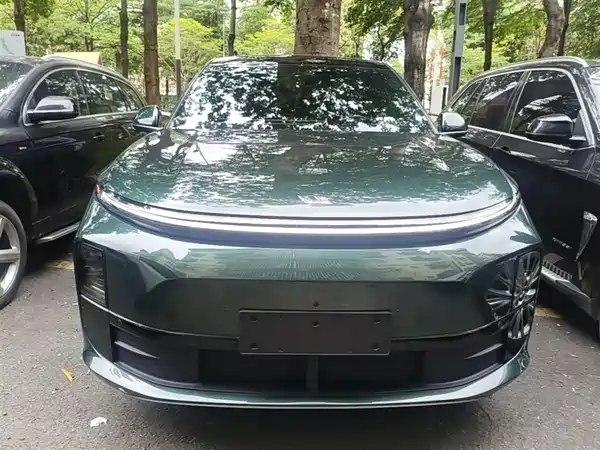 Li Auto L6 2024