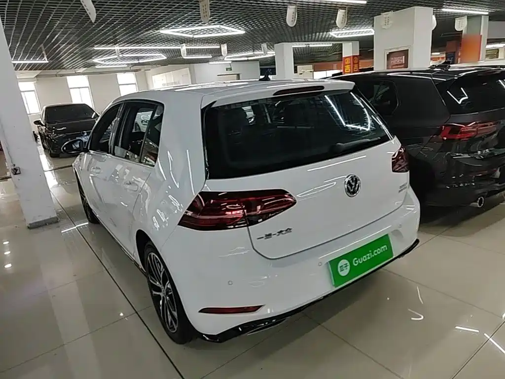 Volkswagen Golf 2020