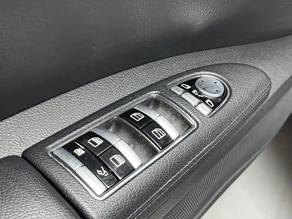 Mercedes-Benz S-Class 2012 — фото 15