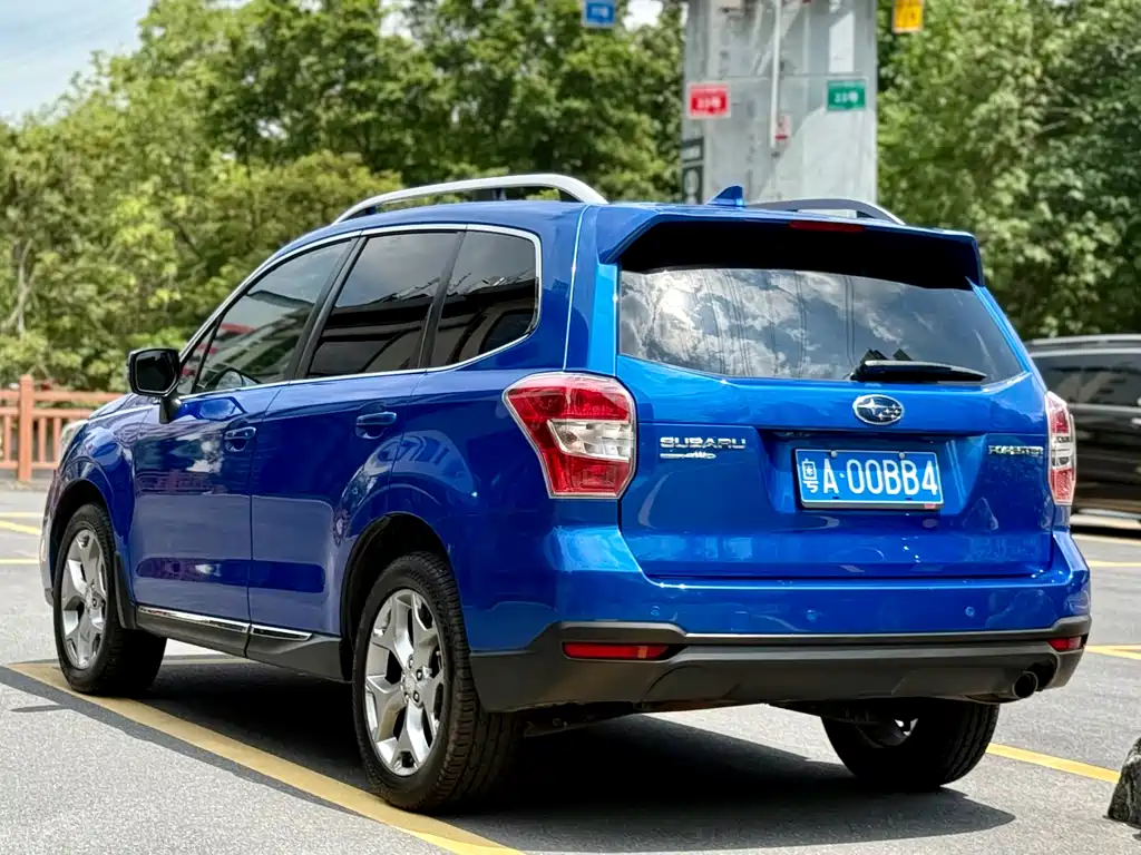 Subaru Forester 2015 — фото 7