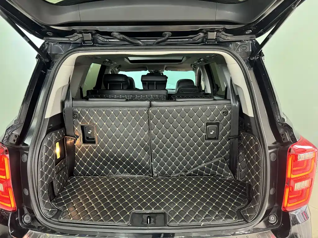 GAC Motor Trumpchi GS8 2018 — фото 16