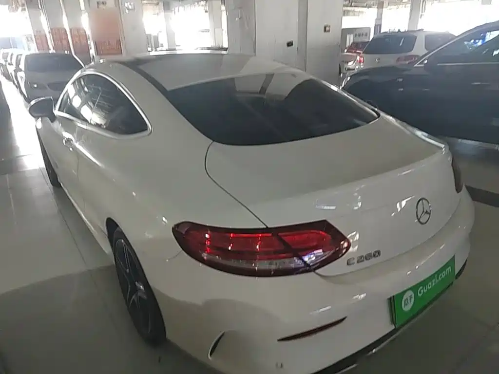 Mercedes-Benz C-Class 2020