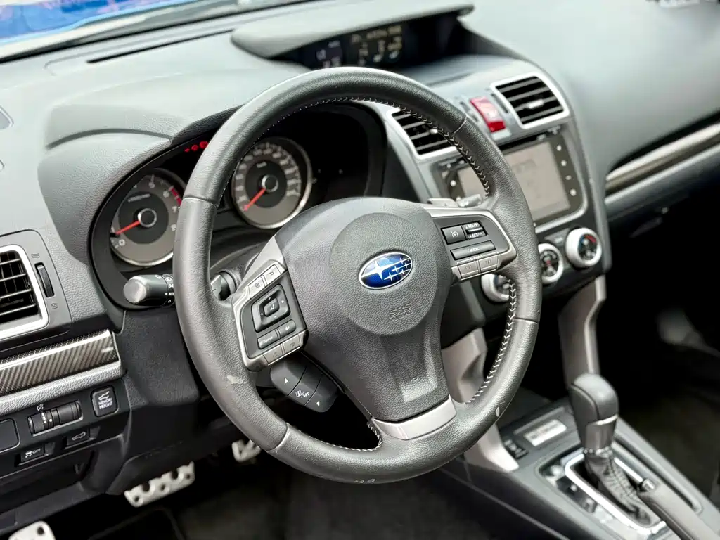 Subaru Forester 2015 — фото 9