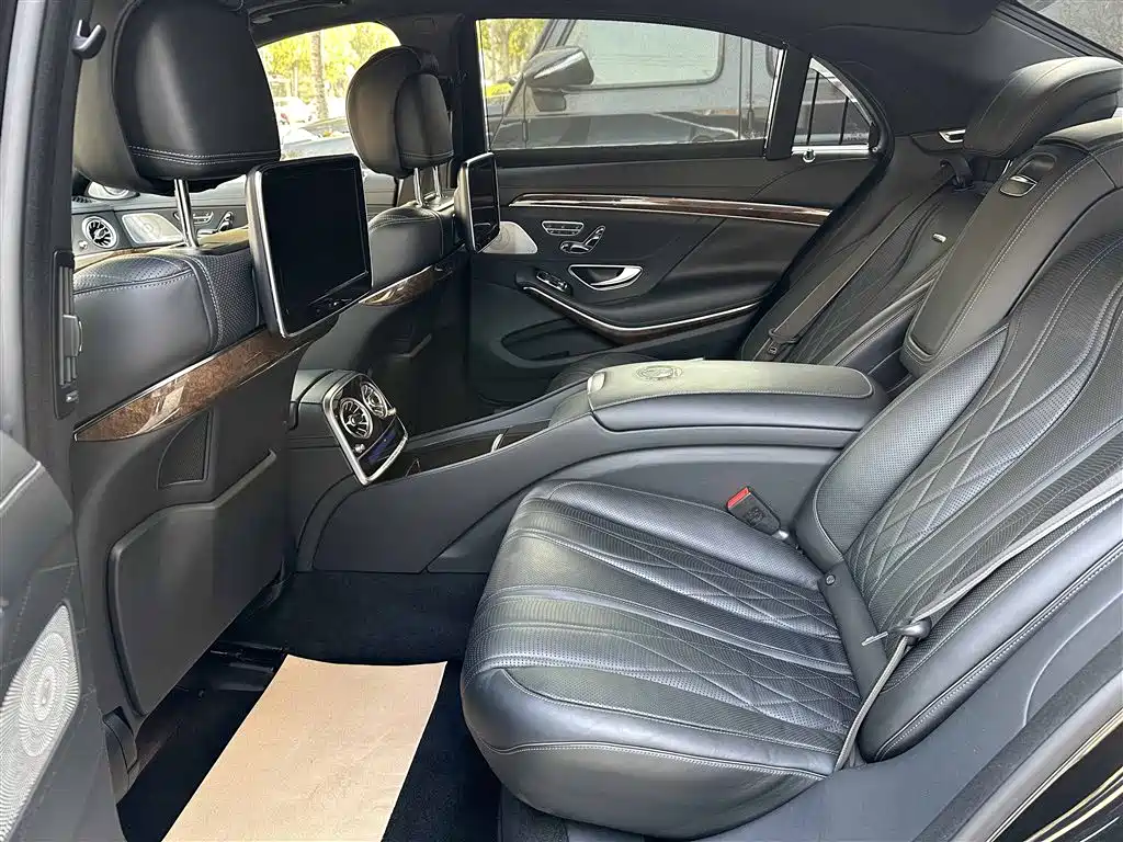 Mercedes-Benz S-Class AMG 2015 — фото 11