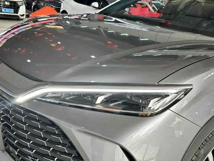BYD L DM-i 2025 — фото 4
